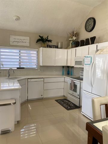 710 Cresent Drive, Desoto, TX 75115