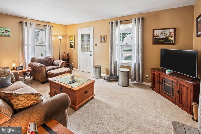 313 S MAIN ST S, Woodstown, NJ 08098