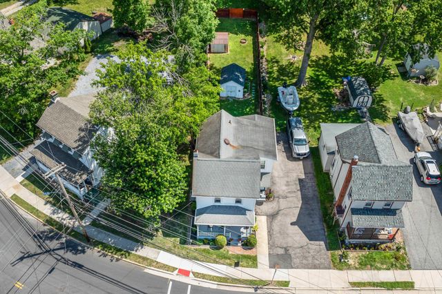 313 S MAIN ST S, Woodstown, NJ 08098
