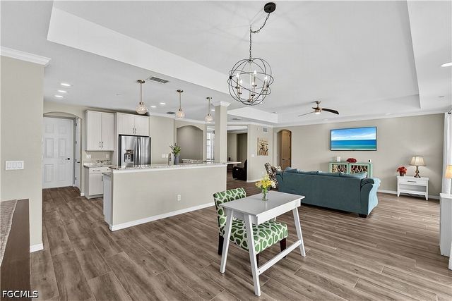 103 SW 39th ST 101, Cape Coral, FL 33914