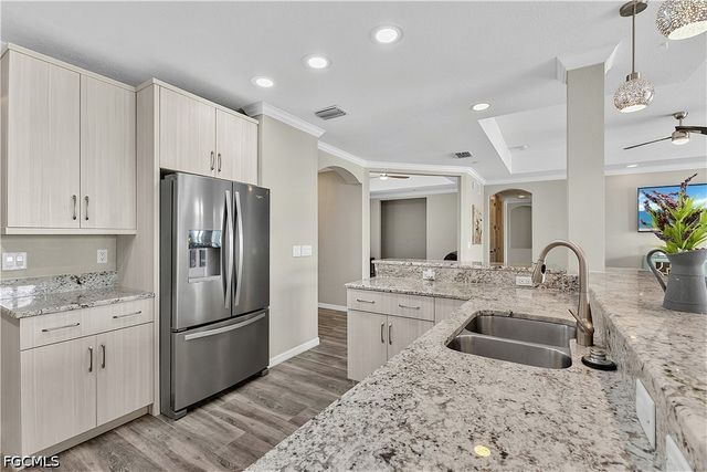 103 SW 39th ST 101, Cape Coral, FL 33914