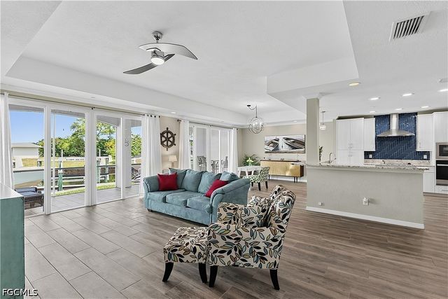 103 SW 39th ST 101, Cape Coral, FL 33914