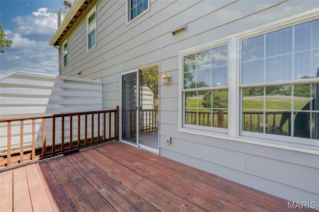 12069 Autumn Lakes Drive, Maryland Heights, MO 63043