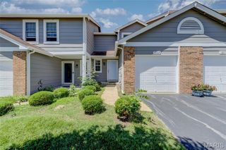 12069 Autumn Lakes Drive, Maryland Heights, MO 63043