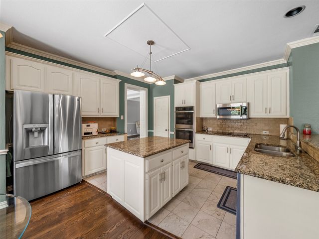 351 Cove Drive, Coppell, TX 75019