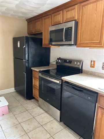 163 Reynolds Avenue, Warwick, RI 02889