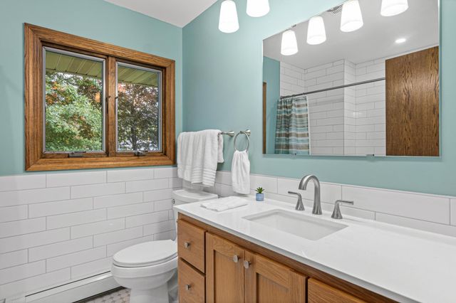 8940 Xylite Street NE, Blaine, MN 55449