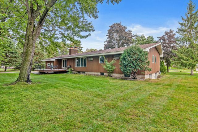 8940 Xylite Street NE, Blaine, MN 55449