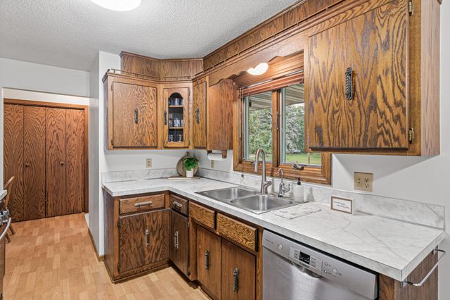8940 Xylite Street NE, Blaine, MN 55449