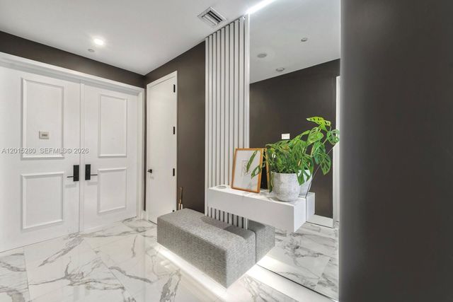 100 S Pointe Dr 2003, Miami Beach, FL 33139