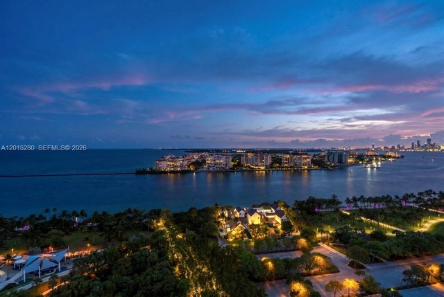 100 S Pointe Dr 2003, Miami Beach, FL 33139