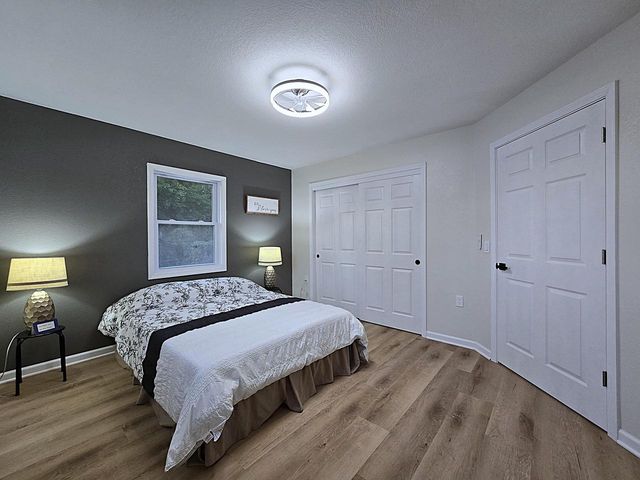 6730 Manchester DRIVE, Greendale, WI 53129