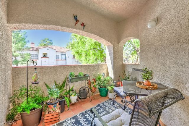 508 Indian Princess Drive 202, Las Vegas, NV 89145