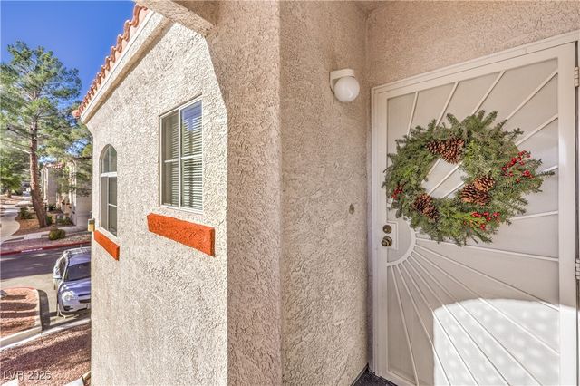 508 Indian Princess Drive 202, Las Vegas, NV 89145