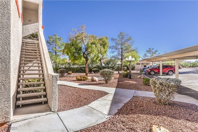 508 Indian Princess Drive 202, Las Vegas, NV 89145