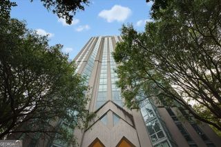 2870 Pharr Court South NW 2006, Atlanta, GA 30305