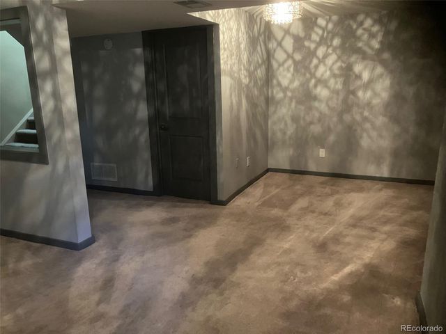 9260 W Utah Avenue, Lakewood, CO 80232