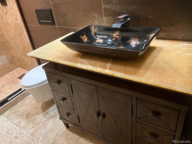 9260 W Utah Avenue, Lakewood, CO 80232