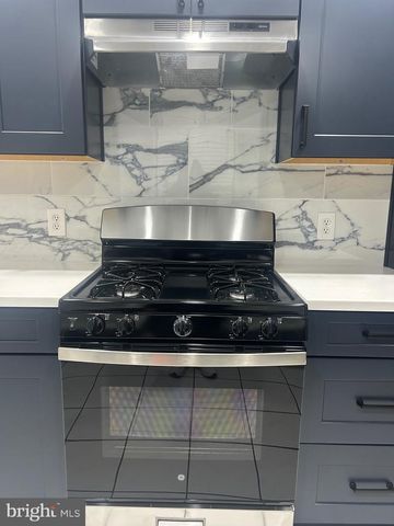 2417 S ROSEWOOD ST, Philadelphia, PA 19145