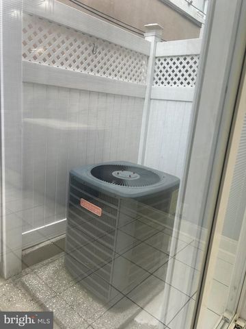 2417 S ROSEWOOD ST, Philadelphia, PA 19145