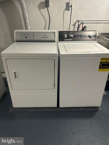 2417 S ROSEWOOD ST, Philadelphia, PA 19145