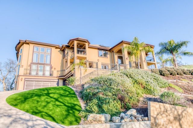 21819 Trestle Glen Lane, Friant, CA 93626