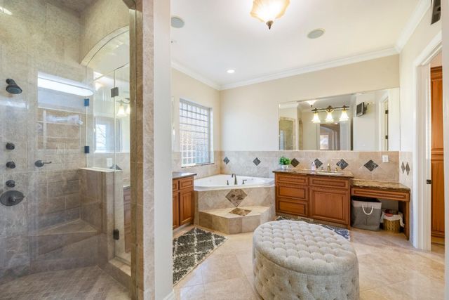 21819 Trestle Glen Lane, Friant, CA 93626