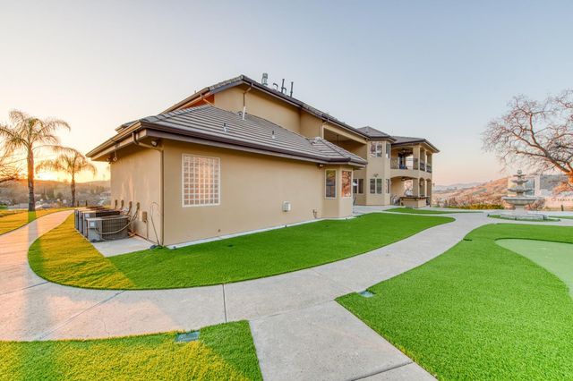 21819 Trestle Glen Lane, Friant, CA 93626