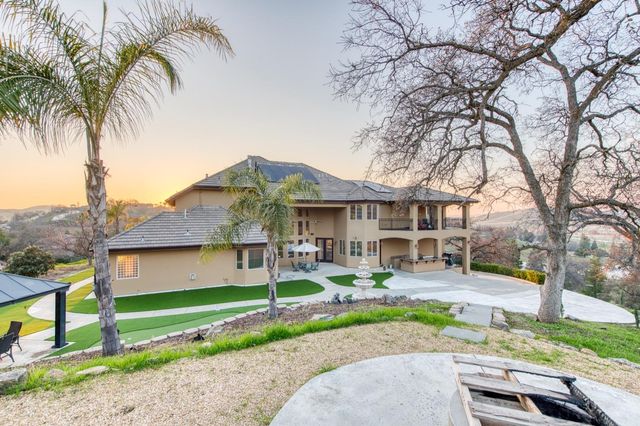 21819 Trestle Glen Lane, Friant, CA 93626