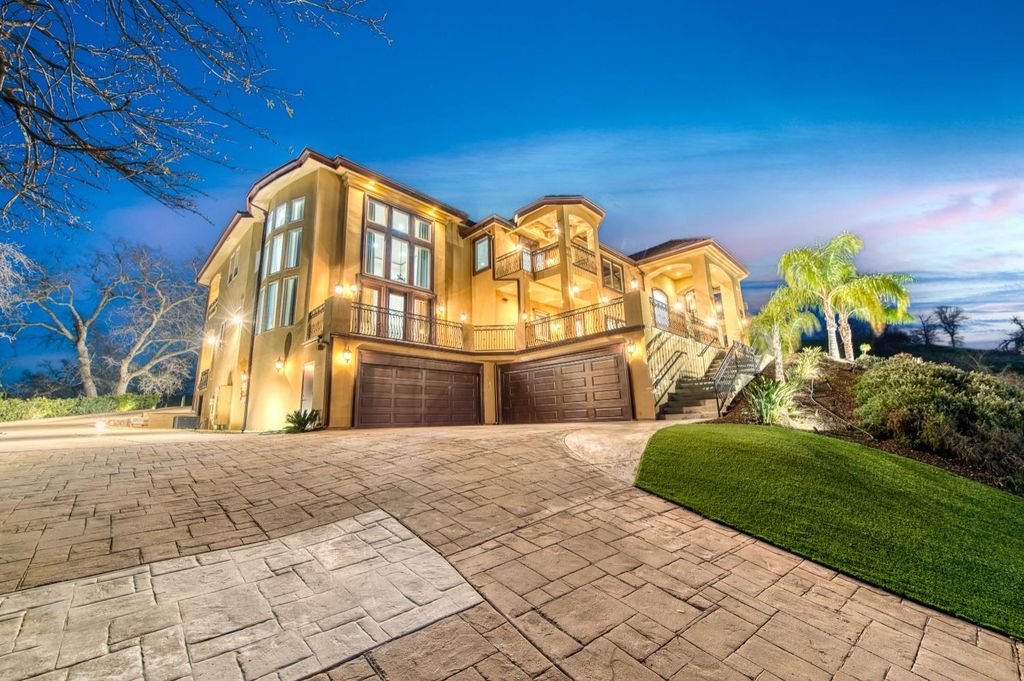 21819 Trestle Glen Lane, Friant, CA 93626