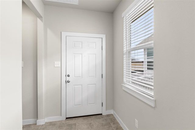 412 Hortus DR, Kyle, TX 78640