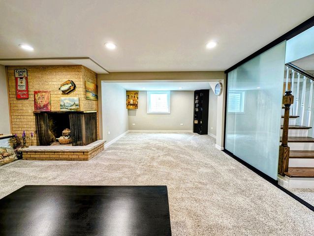 8049 Country Club Lane, North Riverside, IL 60546