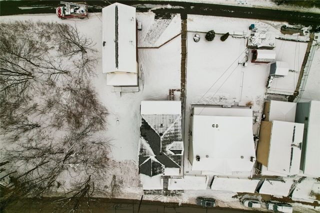 424 W 7th Ave, Tarentum, PA 15084