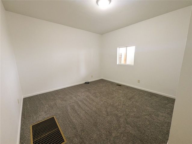 424 W 7th Ave, Tarentum, PA 15084