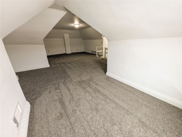 424 W 7th Ave, Tarentum, PA 15084