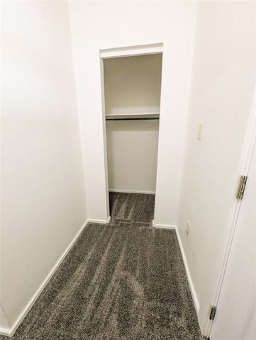 424 W 7th Ave, Tarentum, PA 15084