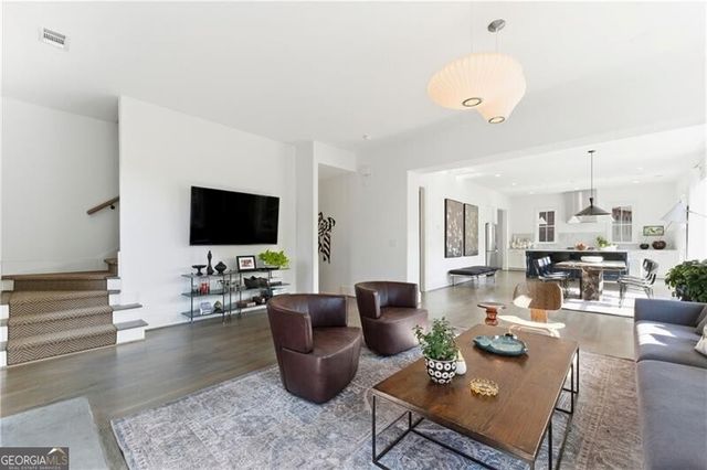 590 Bismark Road NE, Atlanta, GA 30324