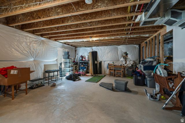 537 W FLORA DR, Saratoga Springs, UT 84045