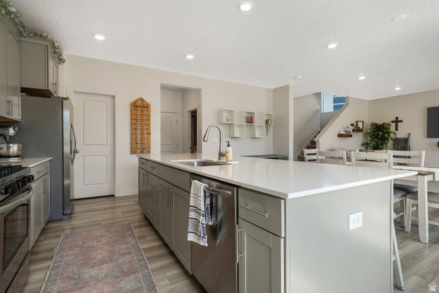 537 W FLORA DR, Saratoga Springs, UT 84045
