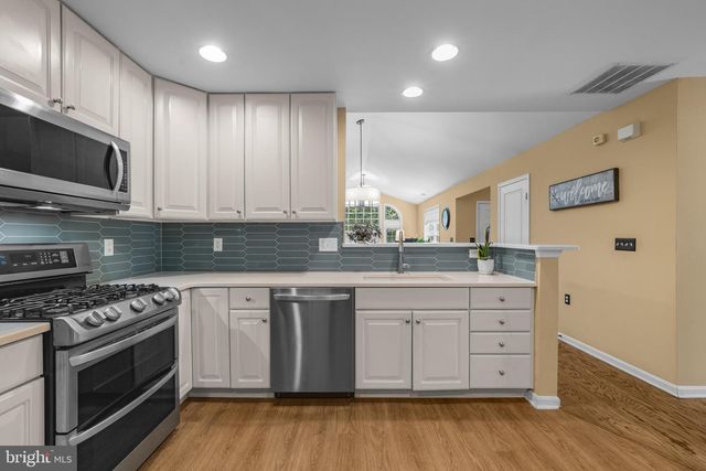 313 FEDERAL POINT BLVD, Lawrenceville, NJ 08648