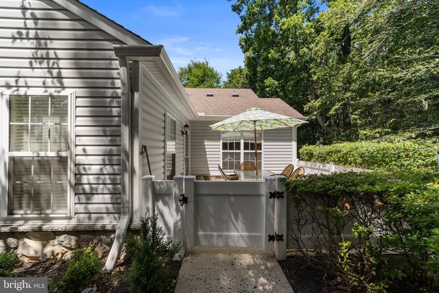 313 FEDERAL POINT BLVD, Lawrenceville, NJ 08648