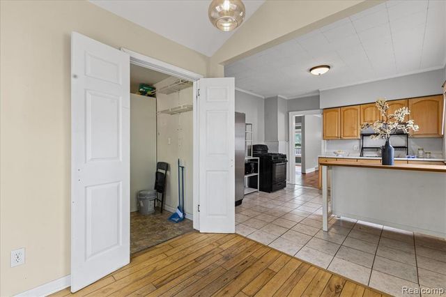 2151 Orchard Street, Ferndale, MI 48220
