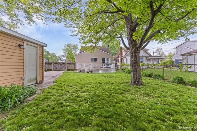 2151 Orchard Street, Ferndale, MI 48220