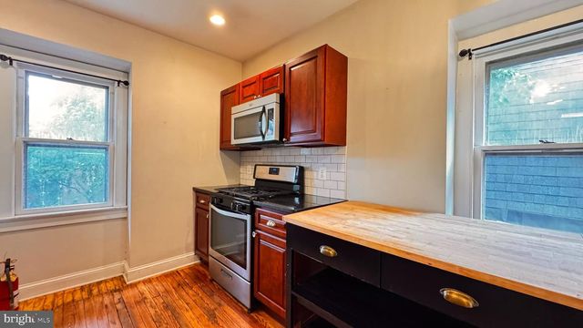 4706 CEDAR AVE, Philadelphia, PA 19143