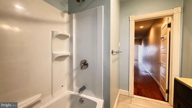 4706 CEDAR AVE, Philadelphia, PA 19143