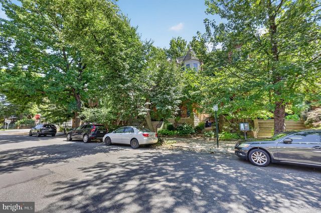 4706 CEDAR AVE, Philadelphia, PA 19143