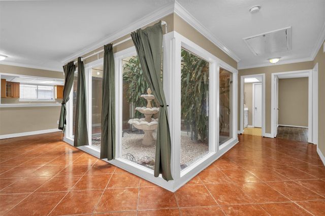 13818 Towne Way Drive, Sugar Land, TX 77498