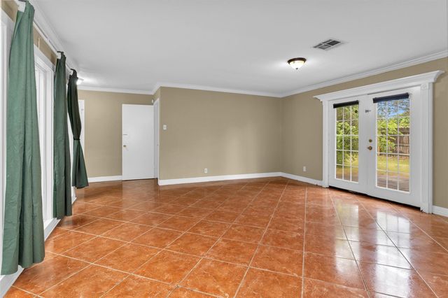 13818 Towne Way Drive, Sugar Land, TX 77498