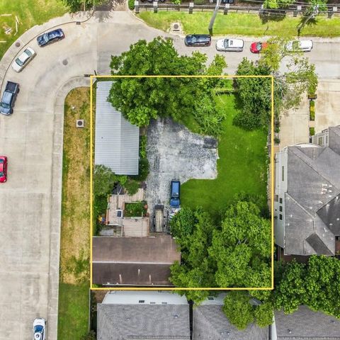 4018 Dickson Street, Houston, TX 77007