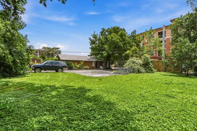 4018 Dickson Street, Houston, TX 77007